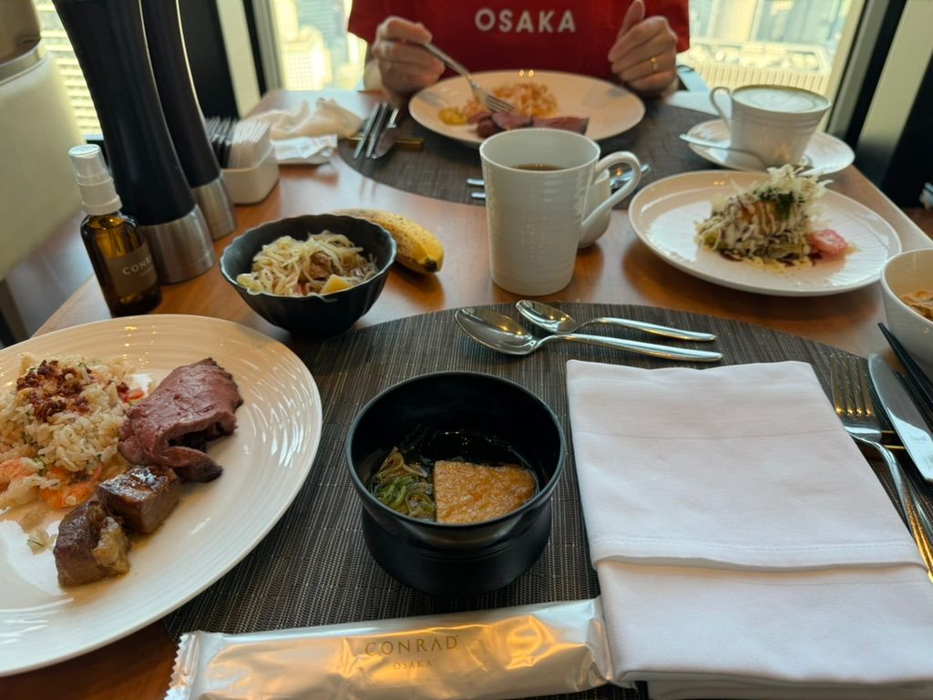 Breakfast at Atrium