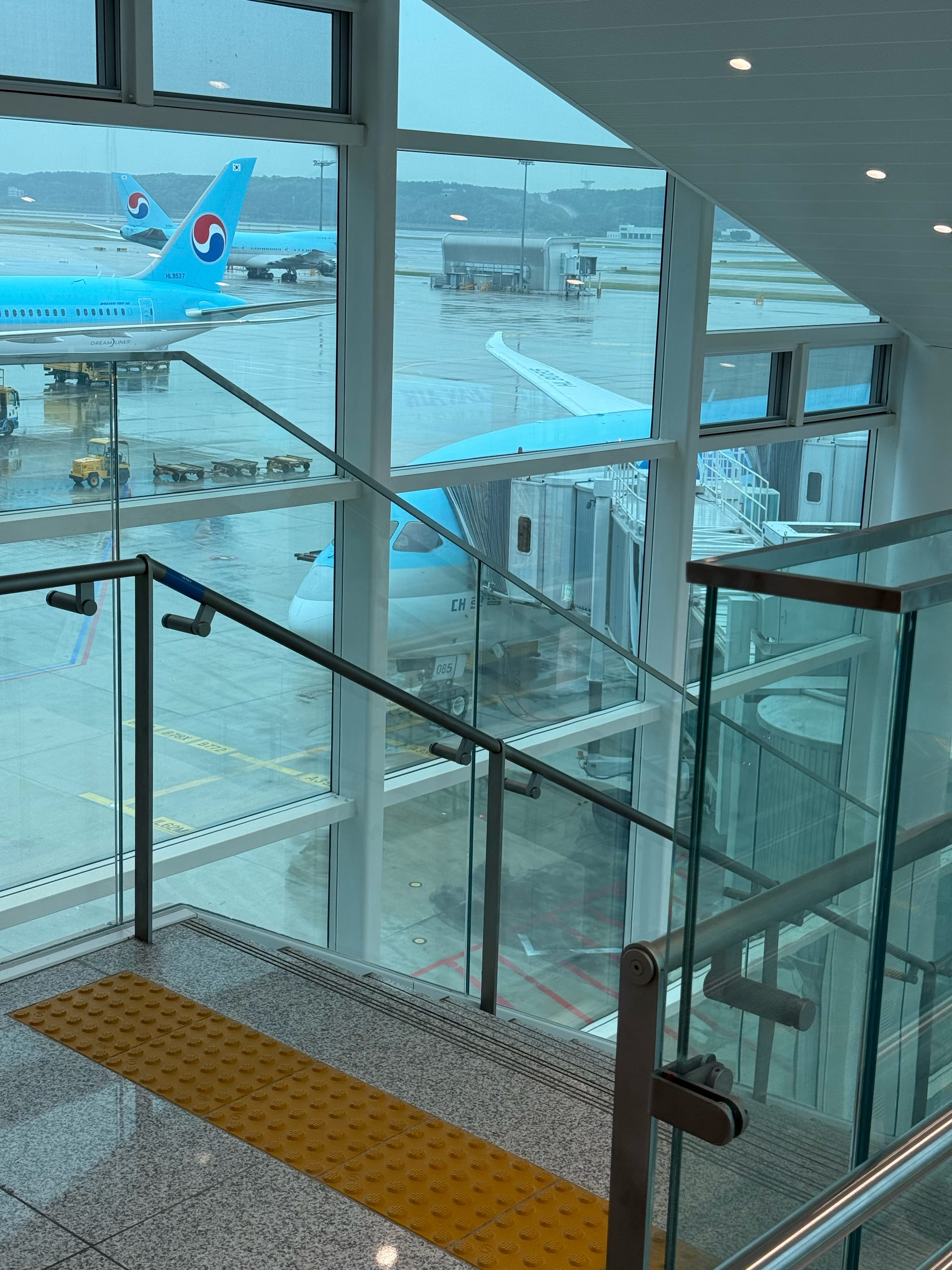 Stairs down to plane after ticket scan